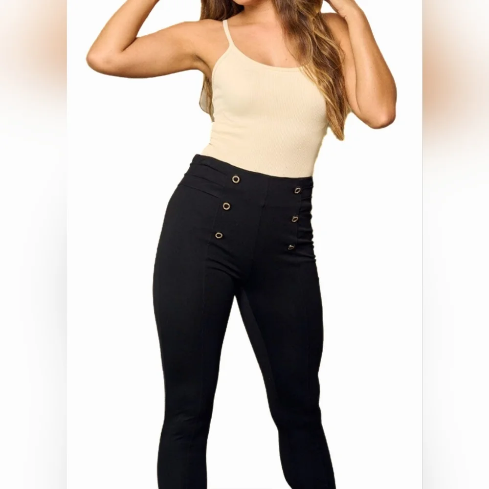 1 left! Buttoned black leggings